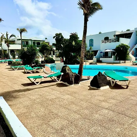 Aloha - And Pool * Puerto del Carmen (Lanzarote)